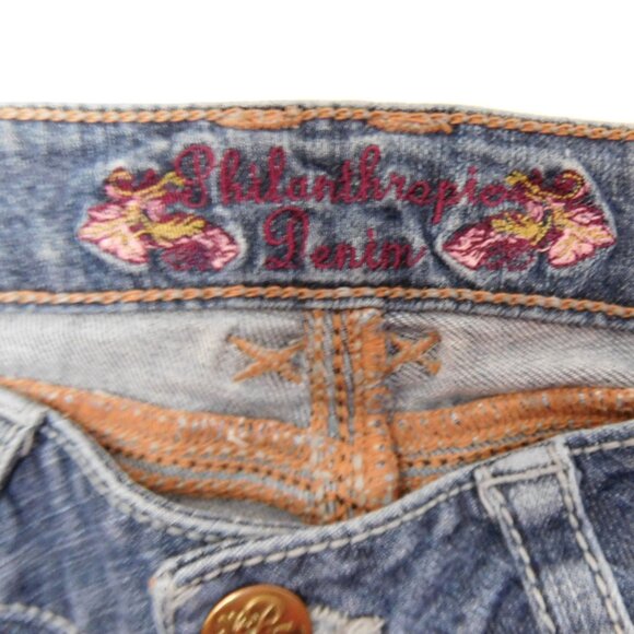 Women's Philanthropie Denim Distressed  Blue Jeans Sz.11/12  Rhinestone Pockets - Picture 8 of 9